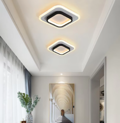 Elegant Gold Ceiling Lamp for Hallways & Entryways – 20cm

