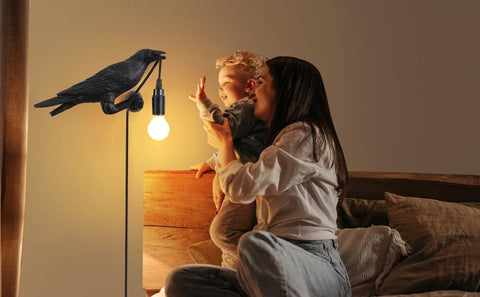 Black Birds Resin Crow Desk LED Lamp E27 Base Modern Raven Art Deco Bedside Decor Plug in Cord Wall Lamps for Bedroom, Office, College Dorm, Right Black Wall