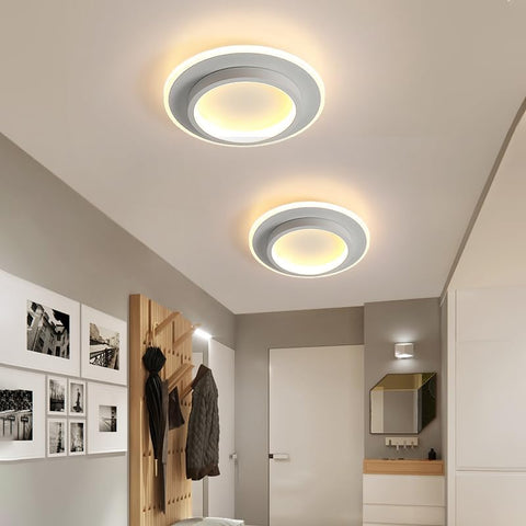 Contemporary round LED flush light


