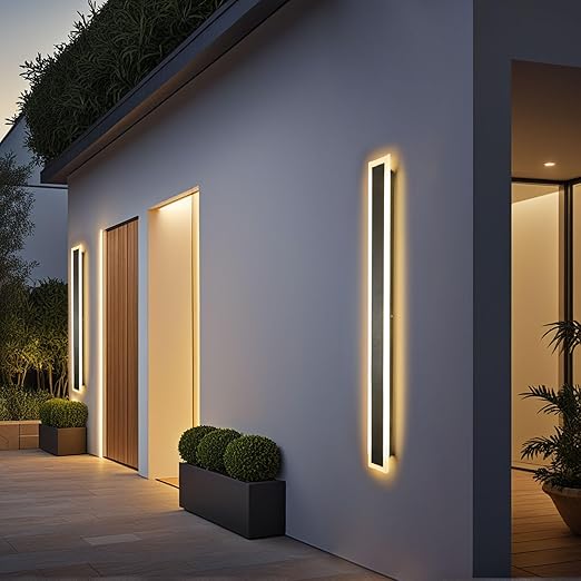 Wall lamp emitting light in four directions on garden wall

