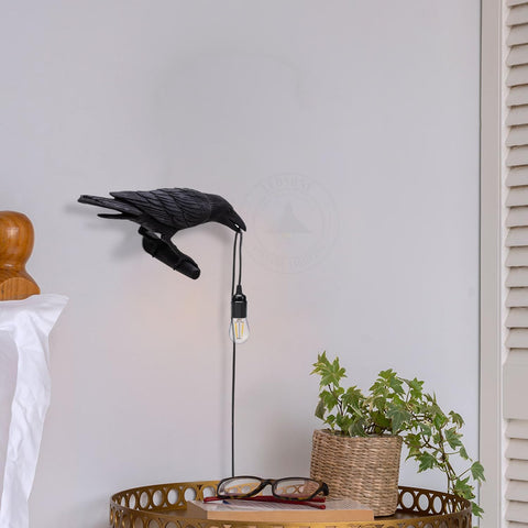 Set of 2 Black Birds Wall Lamps Resin Crow Desk LED Lamp E27 Base Modern Raven Art Deco Bedside Decor Plug in Cord Table Lamps for Bedroom, Office, College Dorm, Right Black Wall