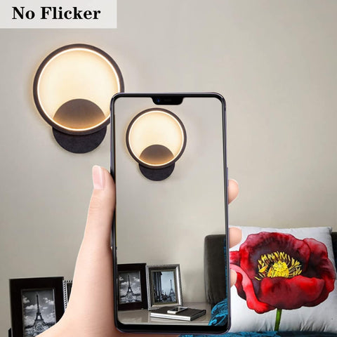 Energy-Efficient LED Wall Light with Dimmer Support

