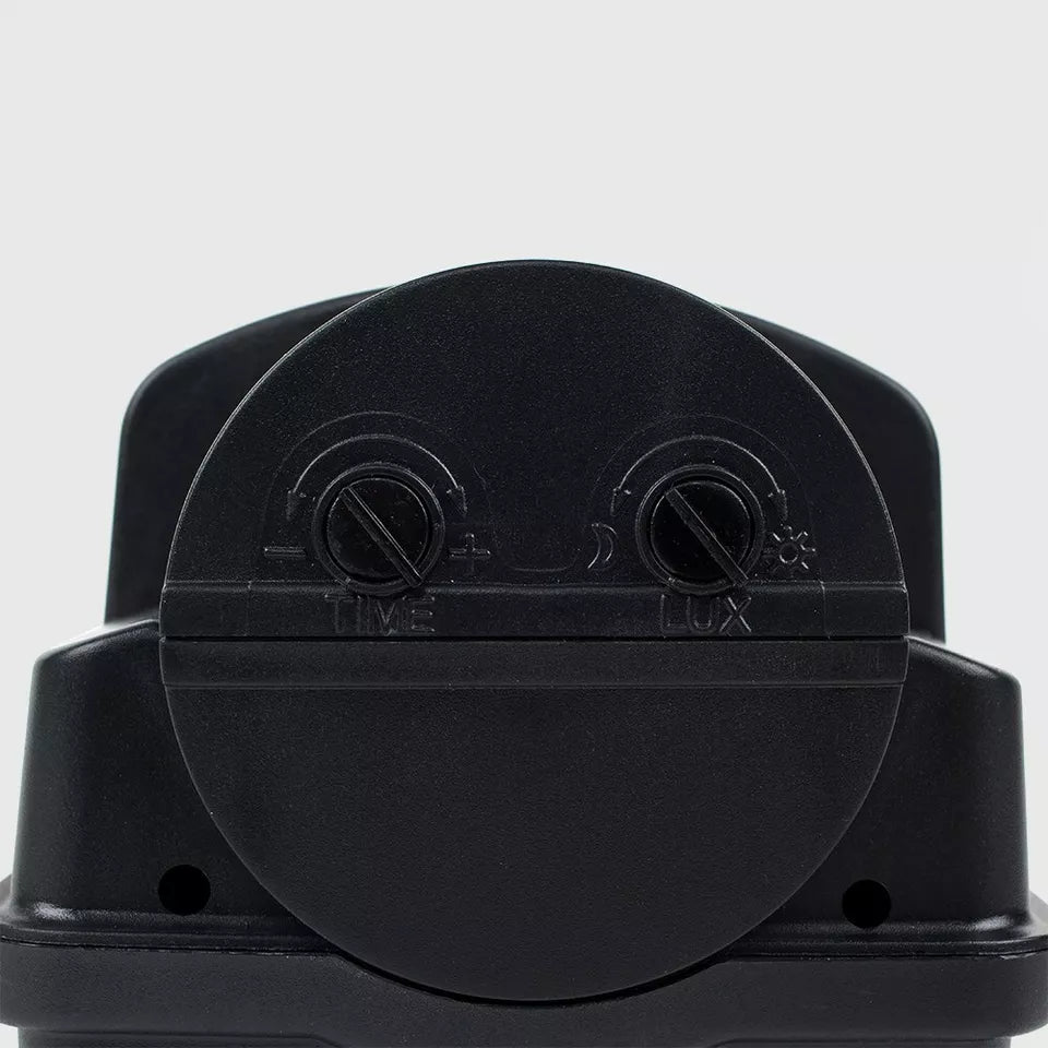 Black Outdoor PIR Motion Sensor Bulkhead Security Light