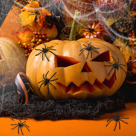 100 Pieces Halloween Spooky Black Plastic Spiders – Realistic Fake Spider Decorations for Halloween Parties, Pranks, Haunted Houses & Spooky Events