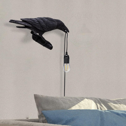Set of 2 Black Birds Wall Lamps Resin Crow Desk LED Lamp E27 Base Modern Raven Art Deco Bedside Decor Plug in Cord Table Lamps for Bedroom, Office, College Dorm, Right Black Wall