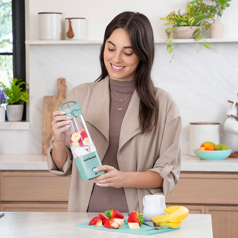 Portable Blender 475ml – Light Blue, Powerful Extractor Blade, To-Go Lid, USB-C Charging – 15+ Blends for Smoothies & Shakes