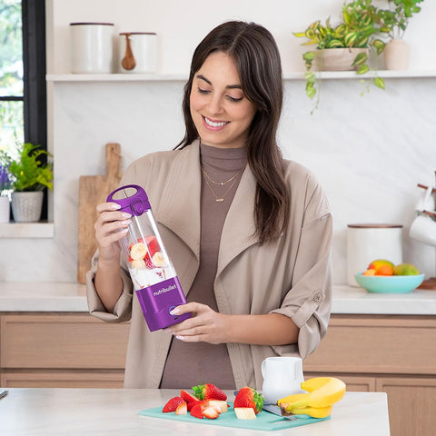 Portable Blender in Purple – 475ml Cup, Powerful Extractor Blade, USB-C Charging, To-Go Lid – 15+ Blends – Travel Juicer