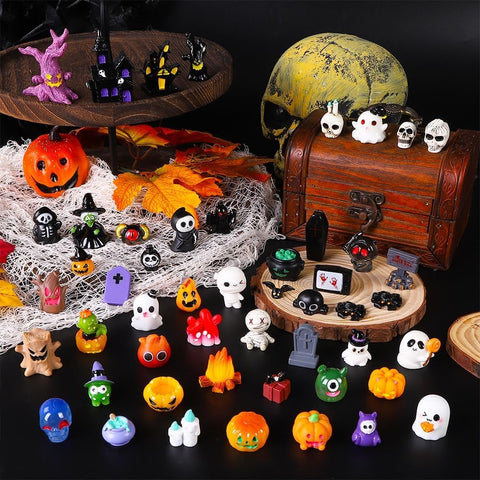 50PCS Halloween Mini Resin Figurines – 50 Styles of Tiny Pumpkin, Ghost, Skull & Skeleton Decorations for DIY Crafts, Miniature Gardens & Party Décor