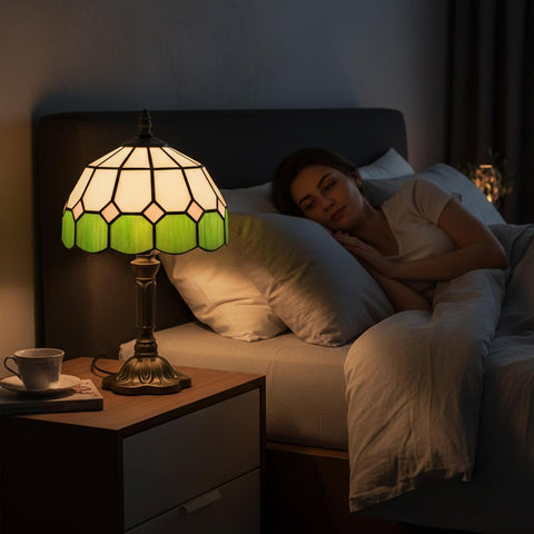 HOMCOM Handmade Stained Glass Table Lamp – Tiffany-Style Green Bedside Lamp with Bronze-Tone Zinc Alloy Base, E27 Socket & 40W Max for Bedroom, Living Room & Home