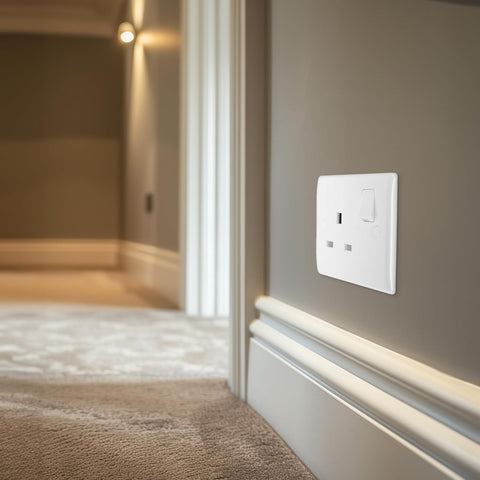 BG Electrical Single Switched Power Plug Wall Socket, Round Edge, Nexus 800 Series, White Moulded, 13A, 821