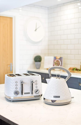 Vector 4 Slice Toaster – High Gloss Geometric Design, Variable Browning, Defrost & Reheat Functions, Removable Crumb Tray, White
