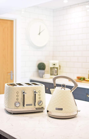 Morphy Richards Vector 4 Slice Toaster 1800W – Cream High Gloss Geometric Design with Variable Width Slots, Defrost, Reheat & Crumb Tray