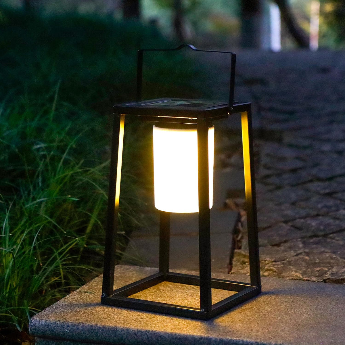 TRIROCKS Birthday Gifts for Women Mum Grandma 38 cm H Solar Outdoor Lantern Garden Ornaments, IP44 Waterproof Metal Hanging Garden Lights , Solar Lanterns for Outside Patio Yard Pathway Decor (Black)