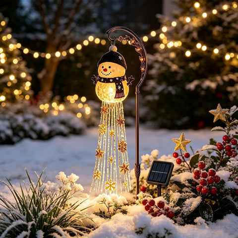 Solar Christmas Lights - LED Snowflake Stake Lamp, Outdoor Yard Decor, Red