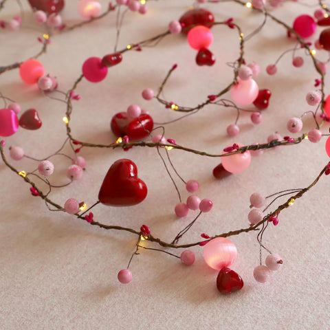 Valentine’s Day Heart Garland String Lights, 6.5FT 25 LED Battery Operated Balloon Heart Decorative Lights for Home and Wedding