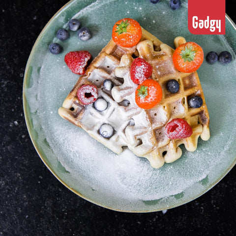 Waffle Maker 1000W – Double Non-Stick Plates, Adjustable Temperature, LED Indicator, Cool-Touch Handle for Breakfast & Desserts