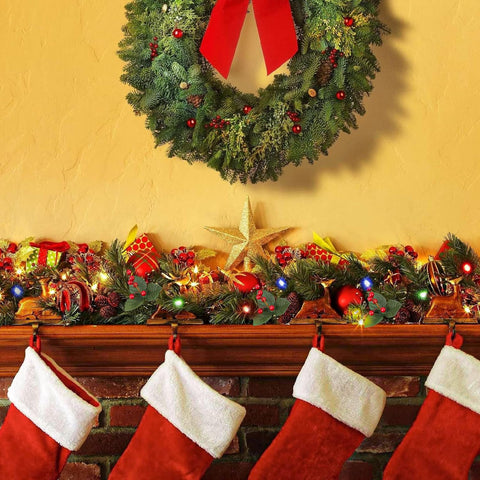 Pre-Lit 9ft Christmas Garland with Berries and Pine Cones