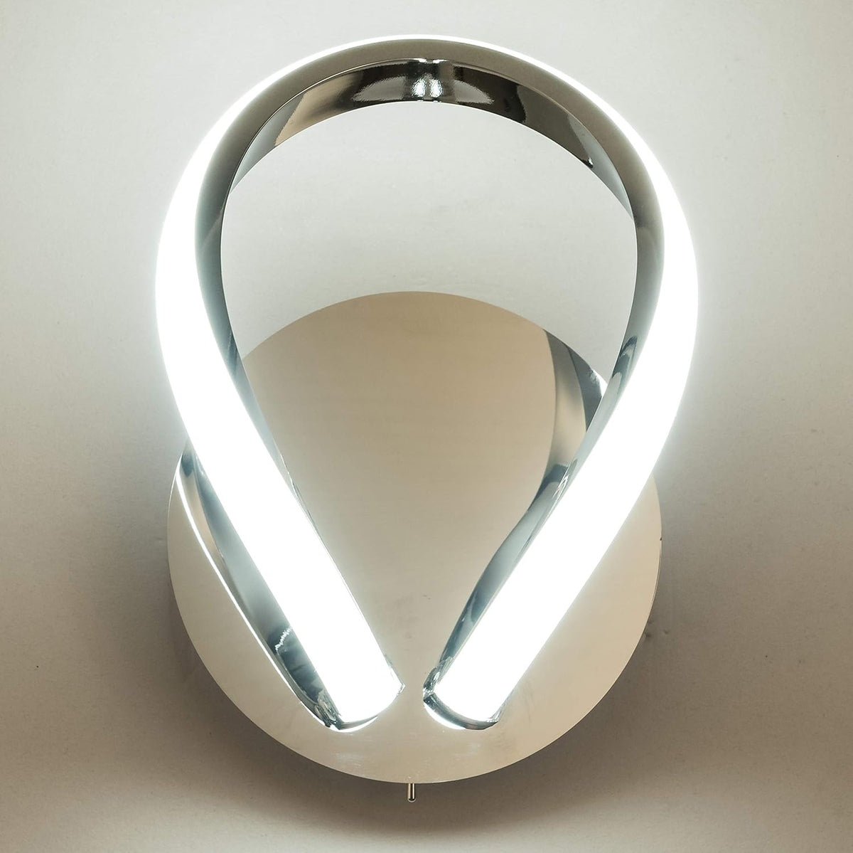 Halo Modern LED Wall Light with Toggle Switch Chrome