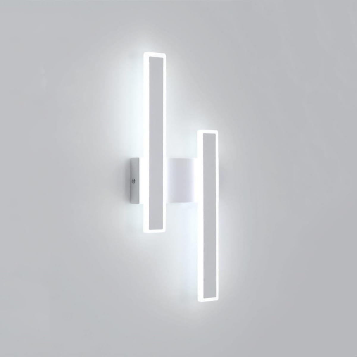 Aluminium LED light fixture

