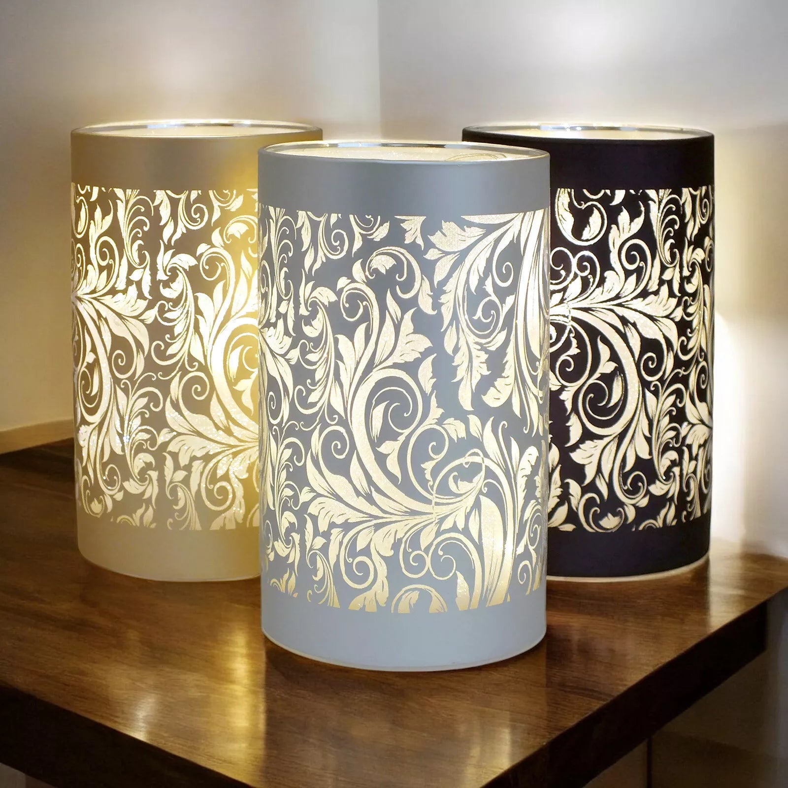 Cordless LED Table Lamp | Battery-Operated Glass Light with Sparkling Leaf Design | Modern Decorative Accent Lighting