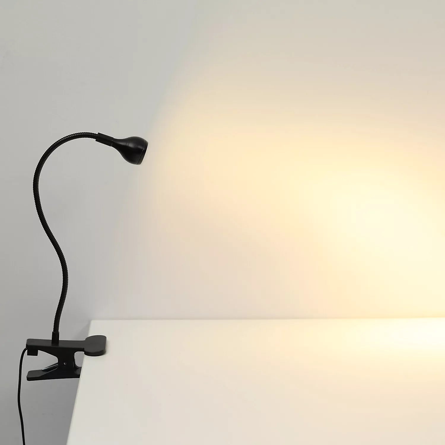 Desk Lamp – Flexible LED Light for Reading & Work – Shop Now!