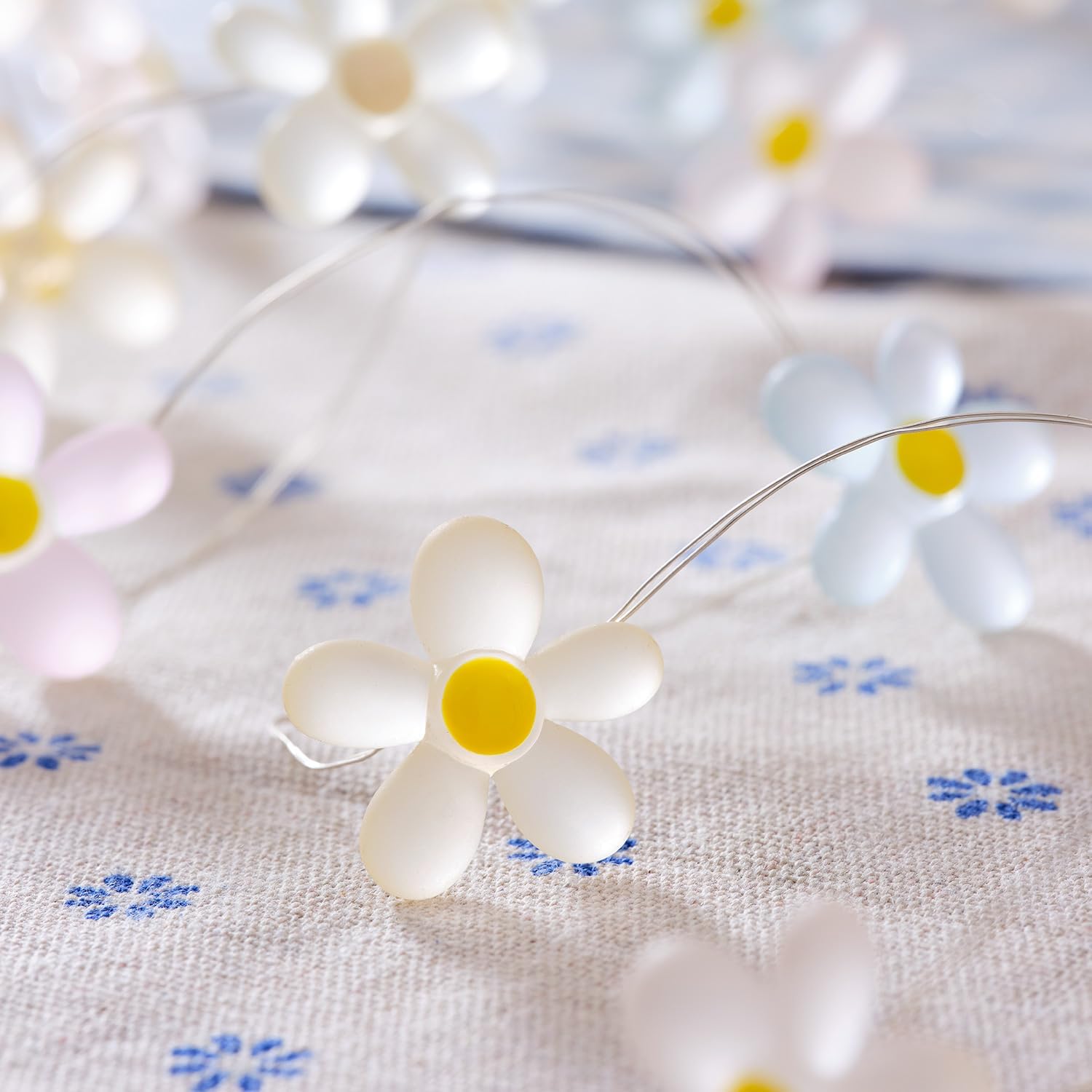 Flexible flower fairy lights 2.4m with battery box and timer