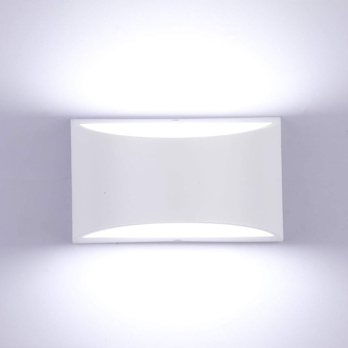 Indoor dimmable LED wall light

