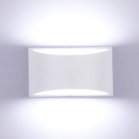 Indoor dimmable LED wall light

