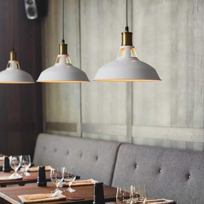 Adjustable height iron pendant lamp


