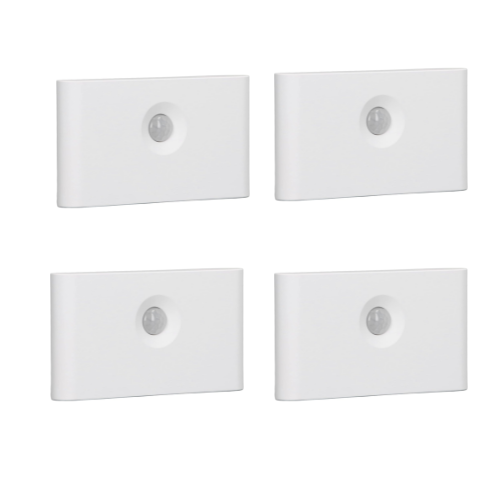 Energy-efficient night light with automatic on-off feature

