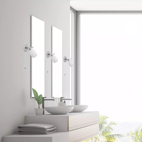 Modern Polished Chrome & Glass IP44 Bathroom Wall Light With Pull Cord Switch