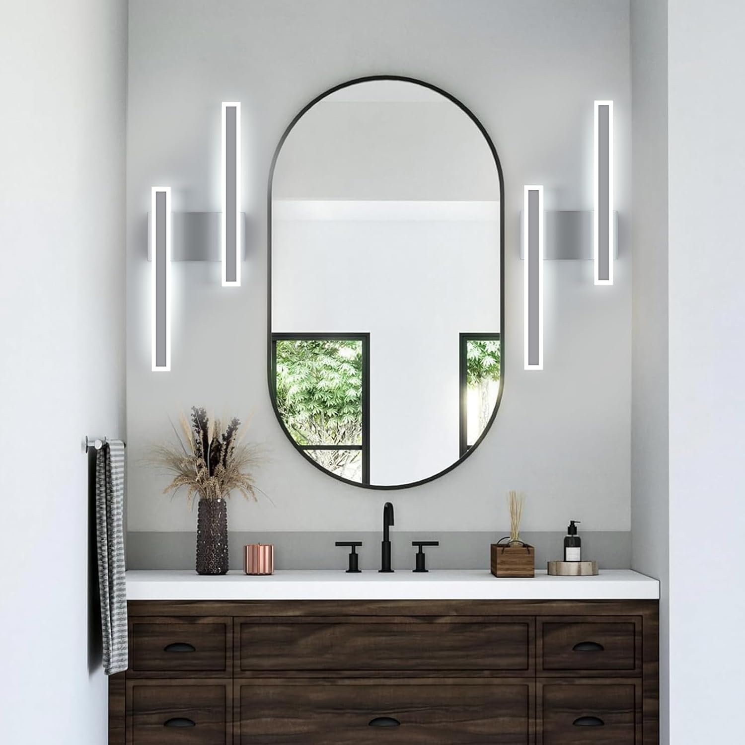 Modern wall sconce white

