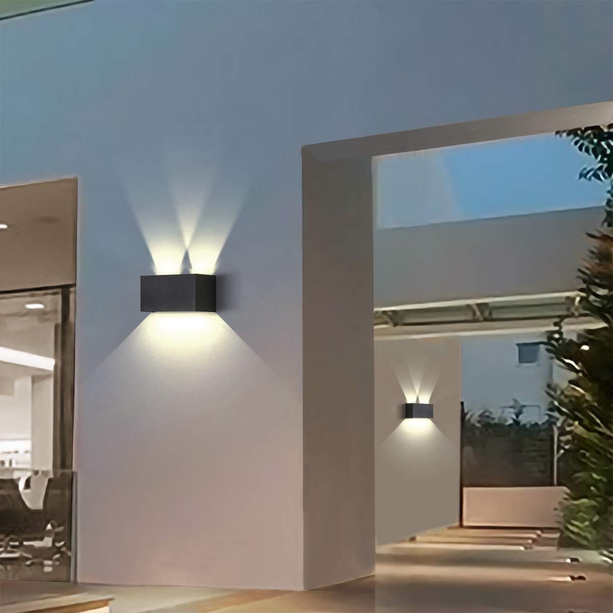 Natural white light wall fixture

