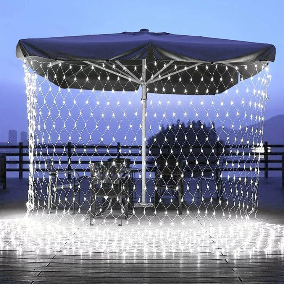 Net Lights Outdoor Indoor, 200 LED 3m x 2m Christmas Fairy Lights Plug-in IP67 Waterproof Mesh String Lights with 8 Light Modes/Timer/Remote, for Xmas Tree/Outside/Window/Garden Decorations
