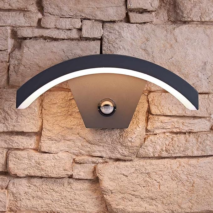 PIR Motion Sensor Integrated LED Outdoor Wall Light Security Lamp Black