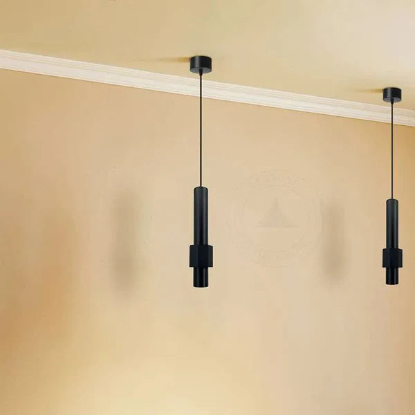 Adjustable hanging ceiling lamp in a chic interior


