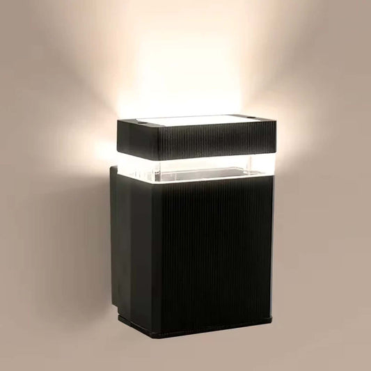 Close-up of the E27 socket in the waterproof porch light fixture


