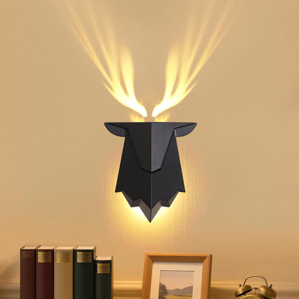 Fuloon Deer Shadow Battery Wall Lamp with Remote