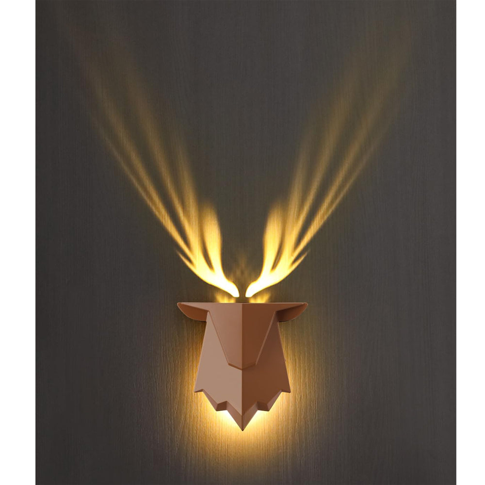 Fuloon Deer Shadow Battery Wall Lamp with Remote