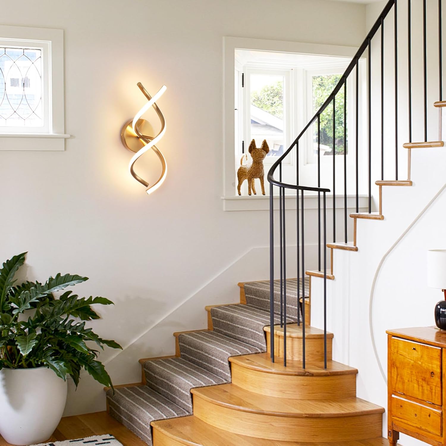Warm white indoor wall light

