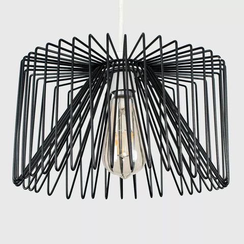 Retro ceiling light shade with wire frame
